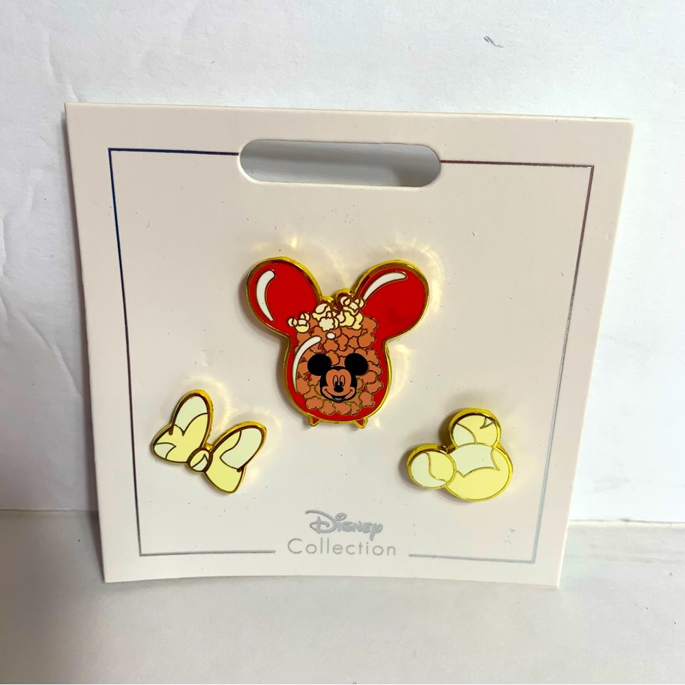 NWT. Disney Pin - Flair Pin Set - Popcorn - Bucket, Bow and Kernel. 3 pin set